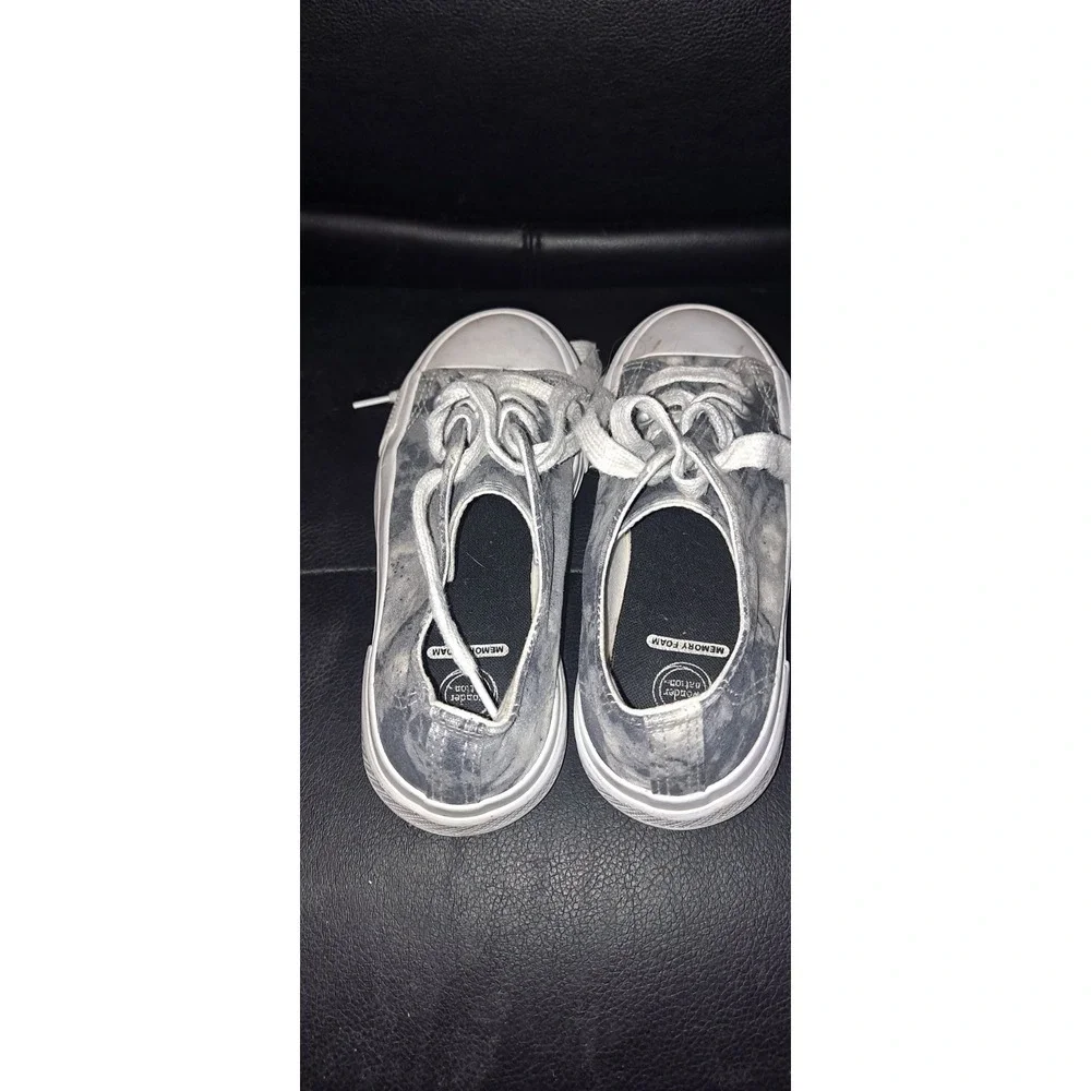 Wonder Nation Memory Foam Girls Shoes Size 2